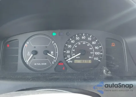 2002 Chevrolet Prizm z USA, uszkodzony, nr VIN 1Y1SK52842Z403444